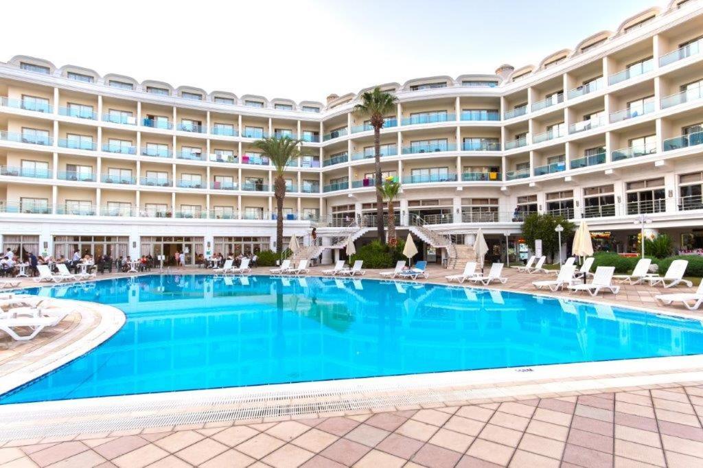 מרמריס Pineta Park Deluxe Hotel מראה חיצוני תמונה