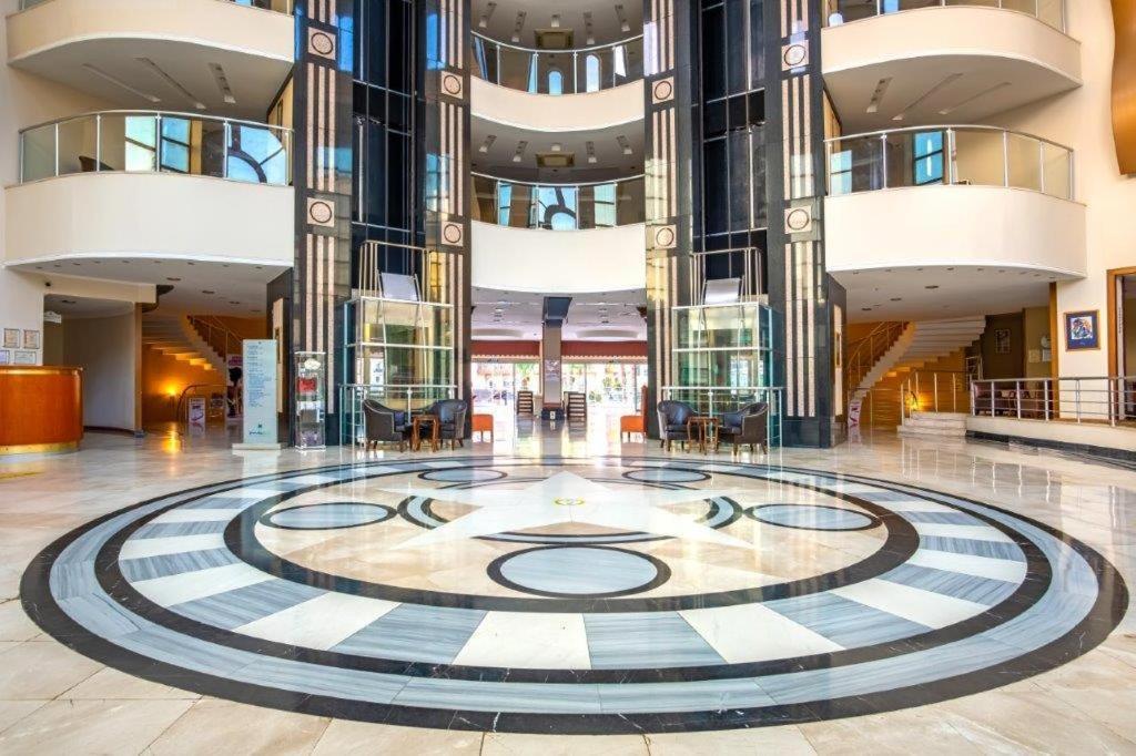 מרמריס Pineta Park Deluxe Hotel מראה חיצוני תמונה